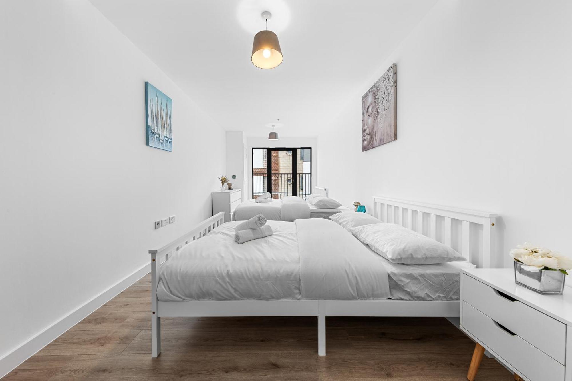 3 Bedroom Sleep12 In London Mr2 Zewnętrze zdjęcie